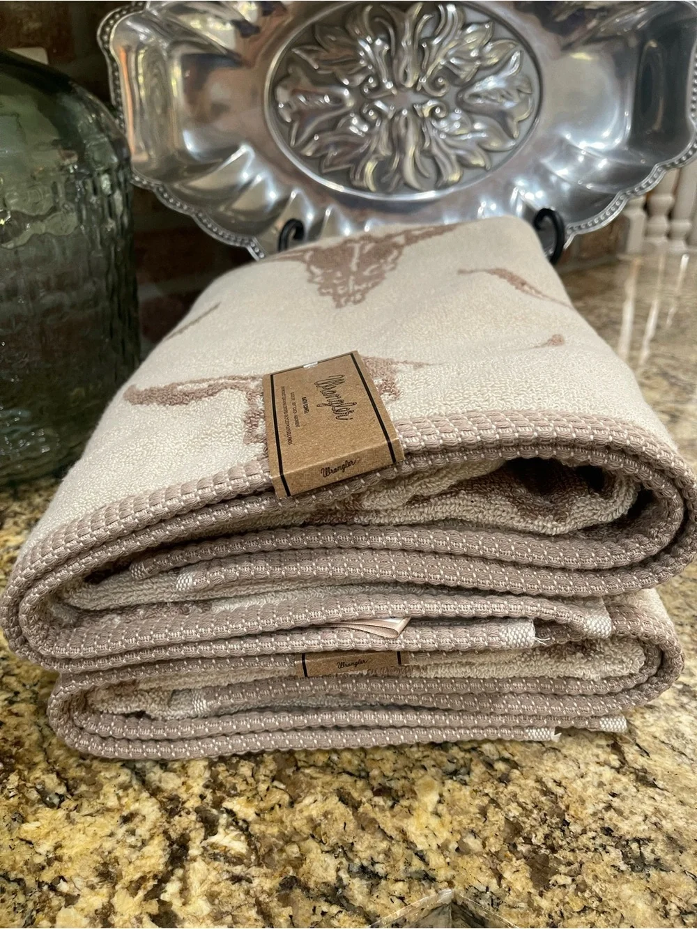 Wrangler STEER HEAD towel bundle - (2) bath, (2) hand towels & (2) fingertip NEW